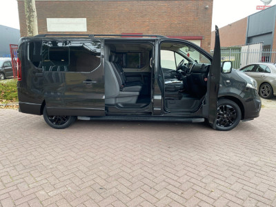 Opel Vivaro 1.6 CDTI L2H1 DC Sport EcoFlex / Airco / Navigatie / Camera / PDC / Cruise Control / euro5 / APK 20-4-2027/ 88KW=120PK foto 4