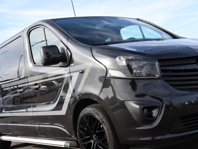 Opel Vivaro 1.6 CDTI L2H1 DC Sport EcoFlex MARGE! Camera, Cruise, 140pk Multimedia, Stoelverwarming, Trekhaak, Clima, Uniek! foto 17