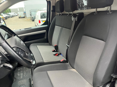 Opel Vivaro 2.0 BlueHDi 145pk L2 Automaat Airco Navigatie Camera foto 2