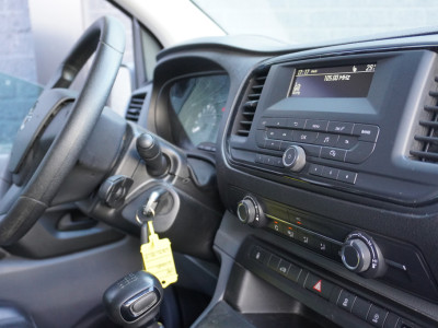 Opel Vivaro 2.0 CDTI 122PK L3 - EURO 6 - Airco - Cruise - PDC - €14.900,- Excl. 3