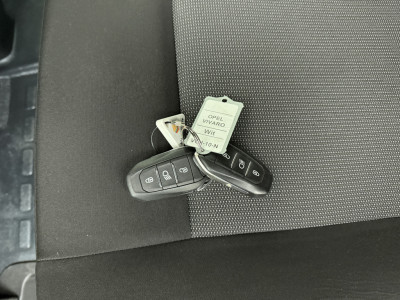 Opel Vivaro 2.0CDTI 122PK XXL Dubbele Cabine Innovation | Navigatie | Camera | airco | Cruise | Trekhaak foto 5