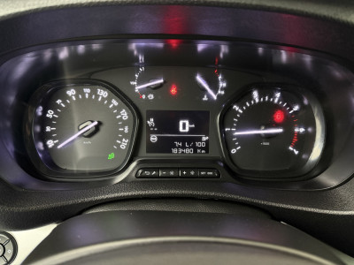Opel Vivaro 2.0CDTI 122PK XXL Dubbele Cabine Innovation | Navigatie | Camera | airco | Cruise | Trekhaak foto 9