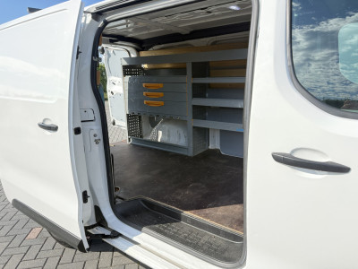 Opel Vivaro 2.0 CDTI 123 PK EDITION / L2H1 / AIRCO / CRUISE / INRICHTING / NAVI / CARPLAY / 3-ZITS / DAKDRAGERS foto 10
