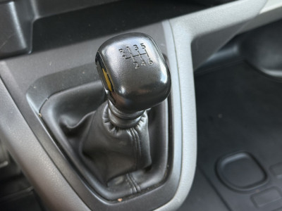 Opel Vivaro 2.0 CDTI 123 PK EDITION / L2H1 / AIRCO / CRUISE / INRICHTING / NAVI / CARPLAY / 3-ZITS / DAKDRAGERS foto 18
