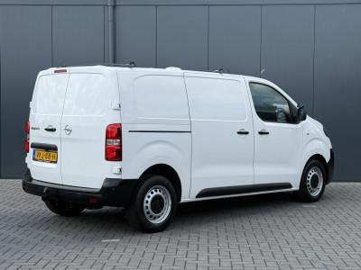 Opel Vivaro 2.0 CDTI 123 PK / L2H1 / 1e EIG. / TREKHAAK / CAMERA / CARPLAY / NAVI / CRUISE / AIRCO 3