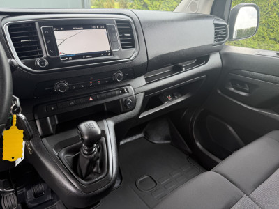 Opel Vivaro 2.0 CDTI 145 PK / L3H1 / 1e EIG. / AIRCO / CRUISE / CAMERA / NAVI / CARPLAY / 3-ZITS foto 13