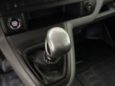 Opel Vivaro 2.0CDTI 150PK XXL Dubbele Cabine Sport | Navigatie | Camera | Airco | Cruise | LMV | Trekhaak 16