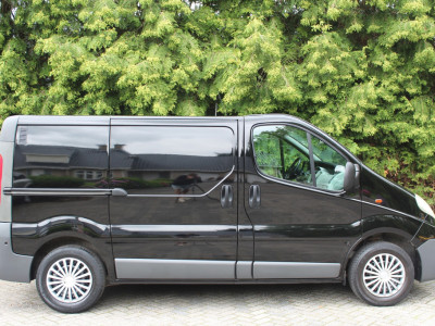 Opel Vivaro 2.0 CDTI L1H1 90PK | Airco | Trekhaak | Betimmering 9