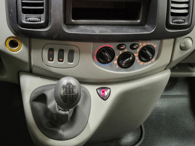 Opel Vivaro 2.0CDTI L2/H1 Airco Trekhaak! foto 12