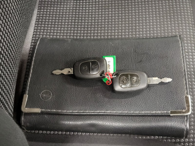 Opel Vivaro 2.0CDTI L2/H1 Airco Trekhaak! foto 17