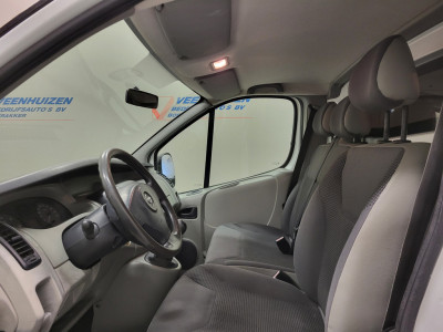 Opel Vivaro 2.0CDTI L2/H1 Airco Trekhaak! foto 5