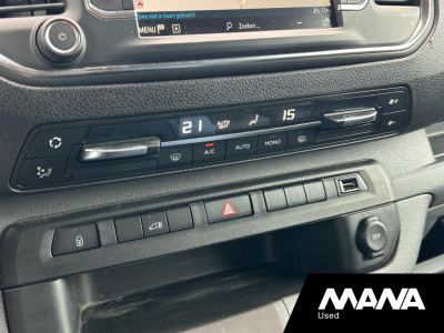 Opel Vivaro 2.0 CDTI L2H1 Automaat Cruise Camera Airco foto 16