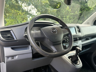 Opel Vivaro 2.0 CDTI L2H1 Edition|144PK|airco|cruise|apple carplay|trekhaak|parkeersensoren achter|drie zitplaatsen|EURO6. 13