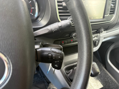 Opel Vivaro 2.0 CDTI L2H1 Edition|144PK|airco|cruise|apple carplay|trekhaak|parkeersensoren achter|drie zitplaatsen|EURO6. 21
