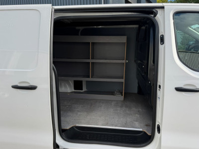 Opel Vivaro 2.0 CDTI L2H1 Edition AUTOMAAT / Camera / Trekhaak / App connect foto 7