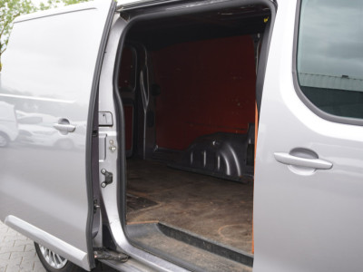 Opel Vivaro 2.0 CDTI L3 123PK EURO 6 - Airco - Navi - Cruise - €14.900,- Excl. foto 10