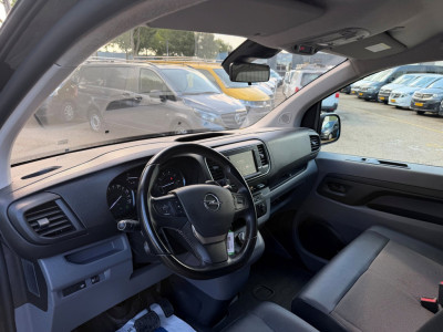 Opel Vivaro 2.0 CDTI L3H1 Automaat 177PK Innovation / Trekhaak / App connect foto 17