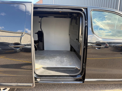 Opel Vivaro 2.0 CDTI L3H1 Automaat 177PK Innovation / Trekhaak / App connect foto 8
