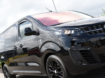 Opel Vivaro 2.0 CDTI L3H1 Black Edition Camera, Cruise, Carplay, Sensoren, 122pk, Automaat, Leder, Trekhaak, Multimedia, Uniek! 17