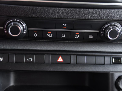 Opel Vivaro 2.0 CDTI L3H1 Black Edition Camera, Cruise, Carplay, Sensoren, 122pk, Automaat, Leder, Trekhaak, Multimedia, Uniek! 21