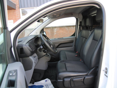 Opel Vivaro 2.0 CDTI L3H1 Edition AUTOMAAT 122PK / Trekhaak / Imperiaal / App connect foto 3