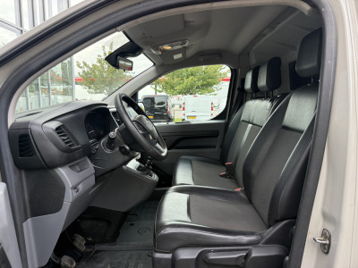 Opel Vivaro 2.0 CDTI L3H1 Edition | Navi | Carplay | Camera | Trekhaak | Dodehoek | PDC foto 10