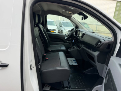 Opel Vivaro 2.0 CDTI L3H1 Edition / Trekhaak / App connect / Camera / Laadruimte inrichting foto 4