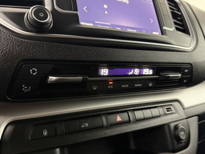 Opel Vivaro 2.0CDTi 144PK Lang | Airco | Camera | 3-Zits | Betimmering foto 20