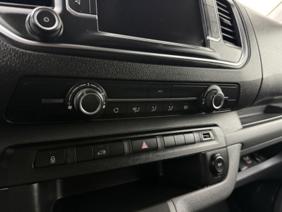 Opel Vivaro 2.0CDTi 145PK Lang | Navigatie | Camera | Airco | 3-Zits | Betimmering foto 20