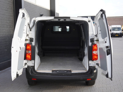 Opel Vivaro 2.0 L2 145PK EURO 6 - Airco - Navi - Cruise - €17.900,- Excl. 8
