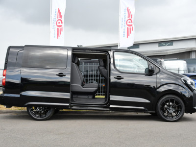 Opel Vivaro 2.2 BlueHDI L3 DC Black Edition FULL OPTIONS! Adaptieve Cruise, Camera, Virtual, 2 x Schuifdeur, Leder, Stuur/Stoel verwarming, 180pk, Automaat, LED, Uniek! 11