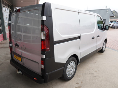 Opel Vivaro CDTI 126pk  L1H1 Sport EcoFlex Met inrichting en omvormer V054 foto 4