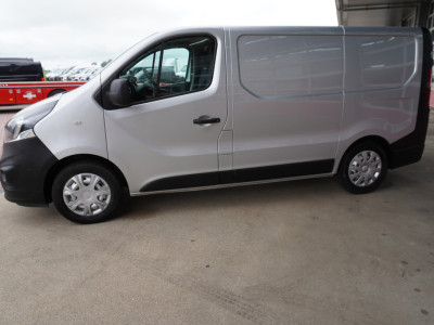 Opel Vivaro CDTI 126pk  L1H1 Sport EcoFlex Met inrichting en omvormer V054 foto 5