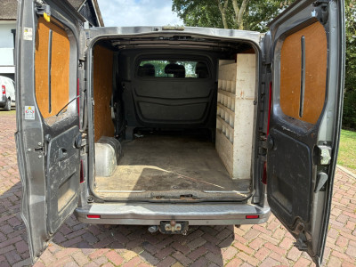 Opel Vivaro DUBBELE CABINE 1.6 CDTI 140pk L2H1 DC AIRCO CRUISE NAVI foto 7