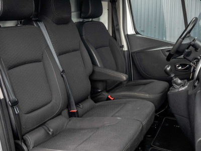 Opel Vivaro L2H1 | 146 PK | 3-Zits | Camera | Cruise | Airco | Trekhaak foto 13