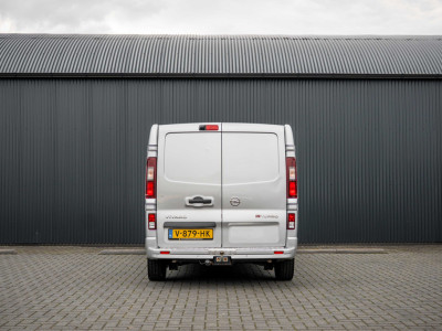 Opel Vivaro L2H1 | 146 PK | 3-Zits | Camera | Cruise | Airco | Trekhaak foto 8