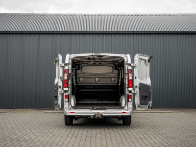Opel Vivaro L2H1 | 146 PK | 3-Zits | Camera | Cruise | Airco | Trekhaak foto 9