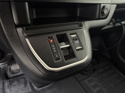 Opel Vivaro Lang 75 kWh | Elektrisch | Navigatie | Camera | Multimedia | Airco | Cruise | Trekhaak foto 17