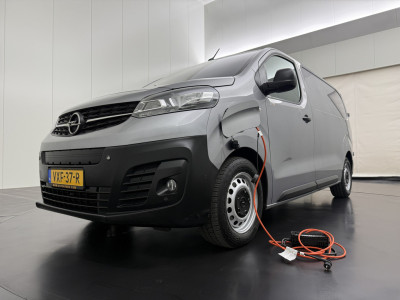 Opel Vivaro Lang 75 kWh | Elektrisch | Navigatie | Camera | Multimedia | Airco | Cruise | Trekhaak foto 3