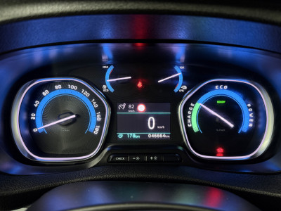Opel Vivaro XXL Edition 75 kWh | Navigatie | 3-Zits | Airco | Cruise | Betimmering 9