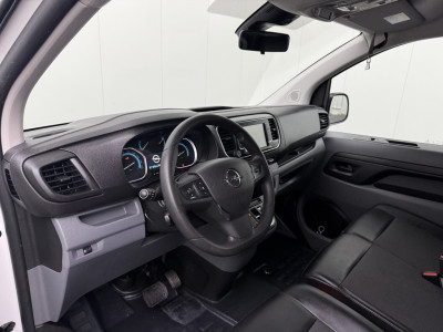 Opel Vivaro-e L2H1 Edition 75 kWh | Navigatie | Camera | Airco | Cruise | 3-Zits | Trekhaak 3