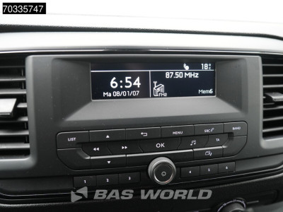 Opel Vivaro-e 136pk Elektrisch 75kWh L3H1 Airco Parkeersensoren Cruise SOH 92% Airco Cruise control foto 17