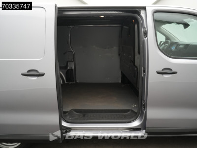 Opel Vivaro-e 136pk Elektrisch 75kWh L3H1 Airco Parkeersensoren Cruise SOH 92% Airco Cruise control foto 9