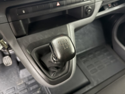 Opel Vivaro Combi 1.5CDTI Lang Kombi | 9-Persoons | EUR 27900,-- Incl BTW/BPM | Navigatie | Airco | Cruise 16