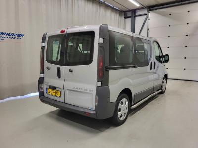 Opel Vivaro Combi 1.9DCI Personenbus foto 3