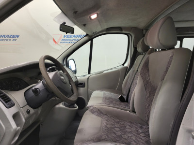 Opel Vivaro Combi 1.9DCI Personenbus foto 5
