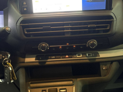 Opel Vivaro Electric L3 75 kWh | Airco | Cruise Control | Achteruitrijcamera | Navi |Stuur- stoel verwarming VVB533 Prijs zoals getoond foto 21
