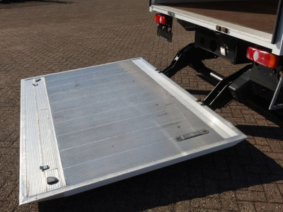 Overige merken Canter 7 C 18 Bak + Klep 1000 KG Euro 6 9