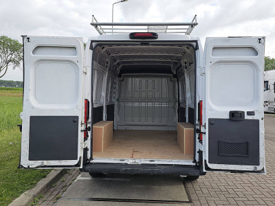 Peugeot BOXER 2.2 L2H2 Imperiaal Navi foto 15