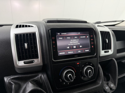 Peugeot Boxer 140PK L3H2 | Multimedia | Camera | Airco | 3-Zits | Betimmering foto 17
